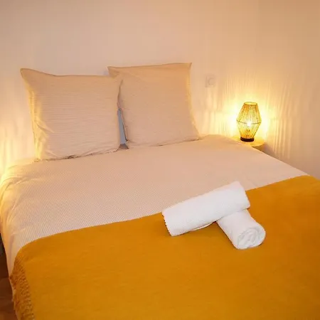 Le Petit Capoine 3 - T2 En Plein Centre De * 카르카손